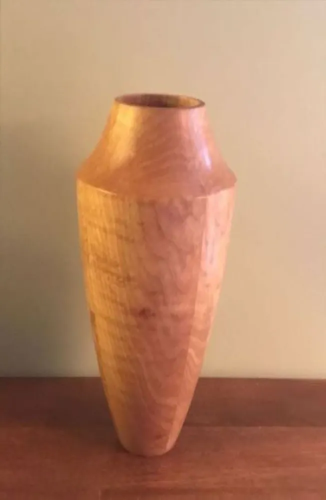 Maple Vase made by Gaalen